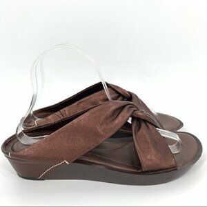 Rockport womens sandals size 8.5 bronze leather platform wedges